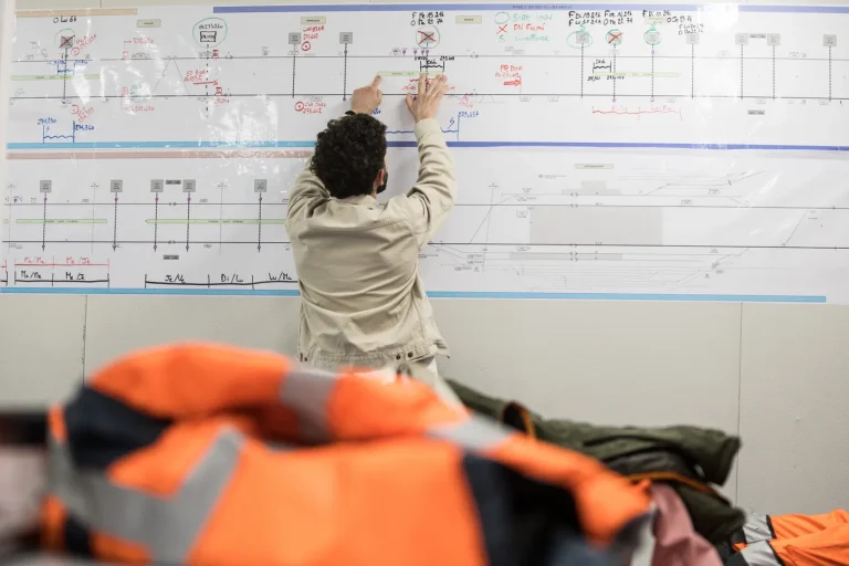 Travail : Les dirigeants RN préfèrent le chaos à un vrai pacte social, absurdités locales en prime !