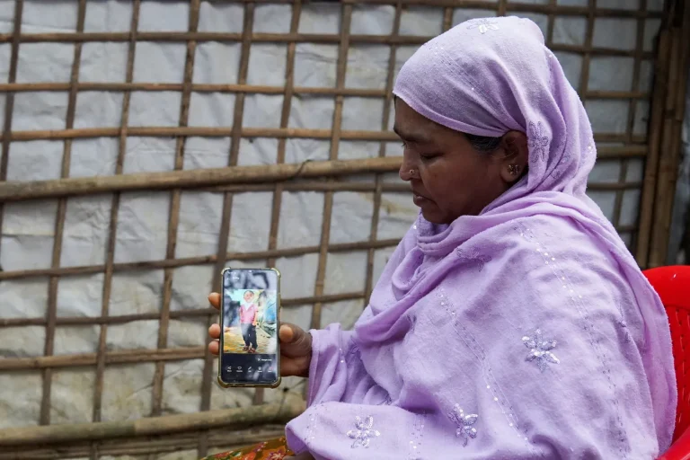 Rohingyas : 250 réfugiés portés disparus en mer, aggravation de la crise humanitaire.