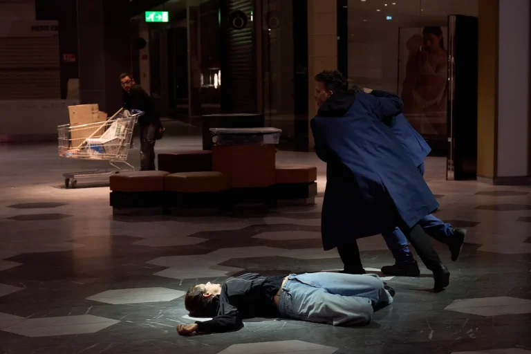 « Lyon : le théâtre augmenté « Au nom des arbres » s&rsquo;installe dans un centre commercial »