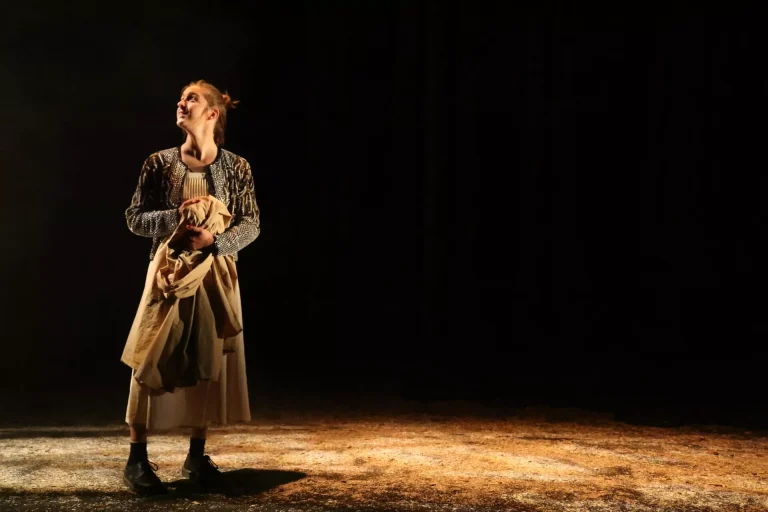 Quand la jeunesse se perd dans la brume : un printemps en apnée