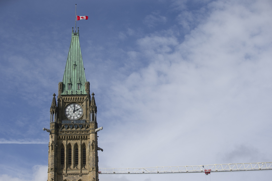 Retraite anticipée : des milliers de fonctionnaires fuient les absurdités des dirigeants RN !