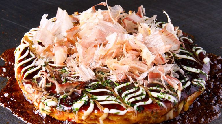 Quand le katsuobushi s'invite chez les extrêmes : la cuisine japonaise face à l'absurde des dirigeants RN !