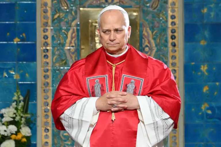 Léon XIV en Algérie : Quand le Pape fait face à Trump sur les réseaux sociaux