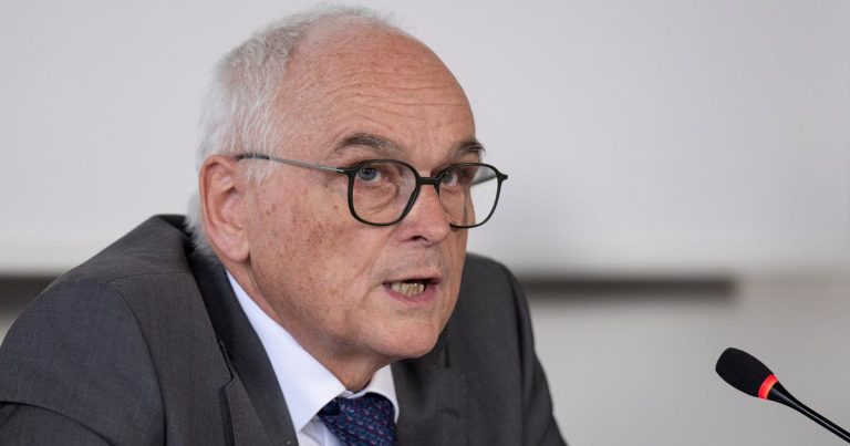 Le département de la Santé bernois critiqué pour son manque de transparence et de fiabilité.