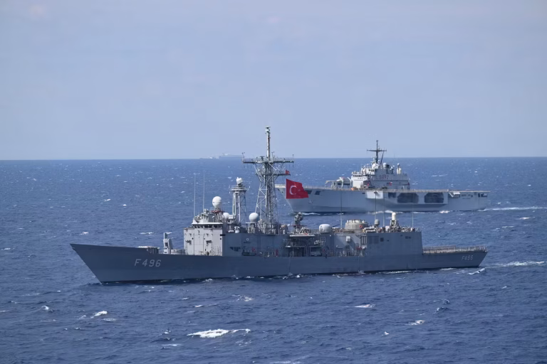 Alors que le Moyen-Orient s'embrase, la Turquie crée un corps armé de l'OTAN : un nouveau caprice des dirigeants conservateurs !