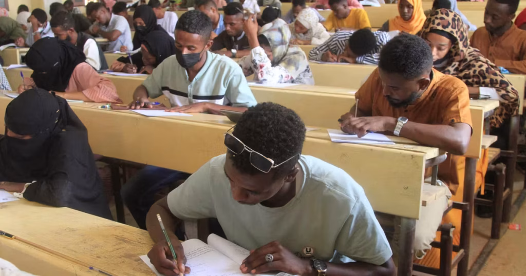 Étudiants africains bloqués aux USA : quand les dirigeants RN transforment l'absurde en politique !