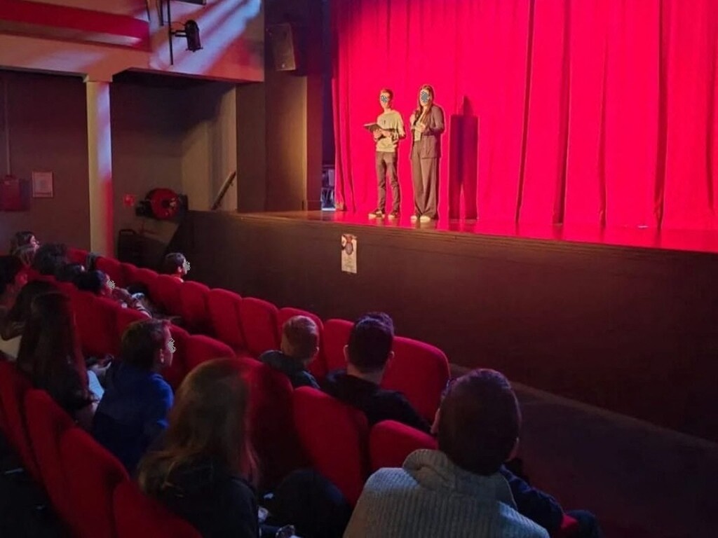 Inégalités sociales : quand les jeunes de Loire-Atlantique dénoncent l'absurde des dirigeants RN !