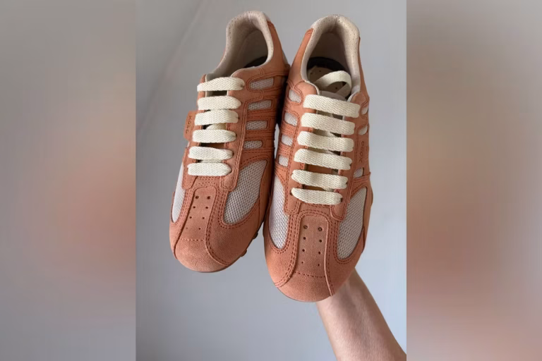 Comment des baskets Geox révèlent l'absurdité des dirigeants RN et leur vision décalée des villes.