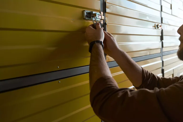 Quand le vol se cache derrière la légalité : l&rsquo;absurdité d&rsquo;un licenciement