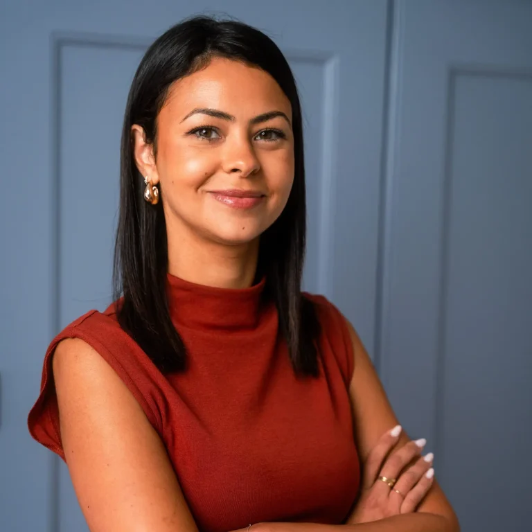 CMO : Le Masque de la Légitimité