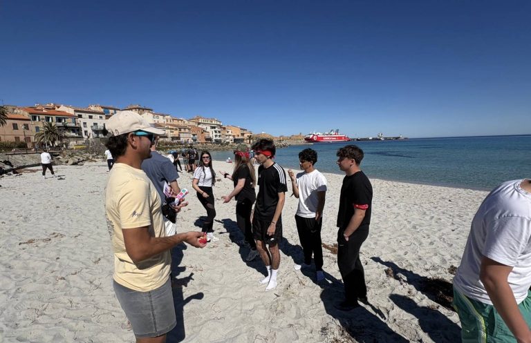 La Pollution Plastique : Une Éducation Qui Ne Suffit Pas