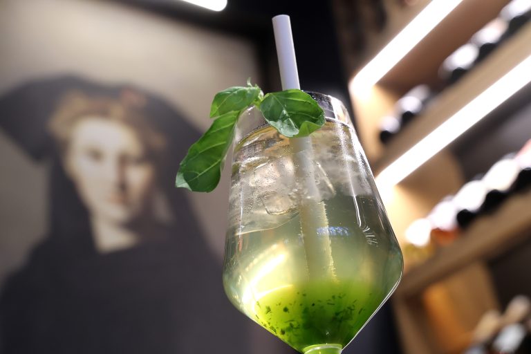 Le Muscat d&rsquo;Alsace : Un Cocktail de Contradictions