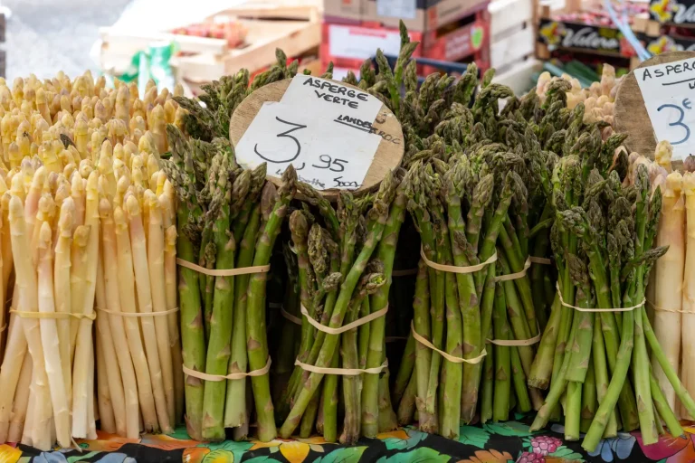 Attendre pour acheter des asperges : une absurdité qui vous coûte deux fois plus cher !