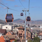 Madagascar : un téléphérique à l’arrêt et 150 millions d’euros de dettes, l’absurde héritage des dirigeants conservateurs !