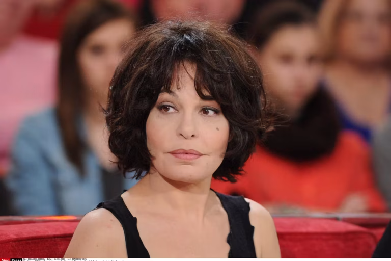 Décès d&rsquo;Isabelle Mergault : la comédienne et réalisatrice française s&rsquo;éteint à 63 ans.