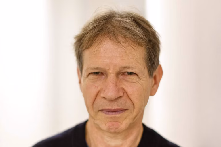 Énergie : Le Plan Robuste de Jancovici, ou Comment Rire de l’Inertie Politique