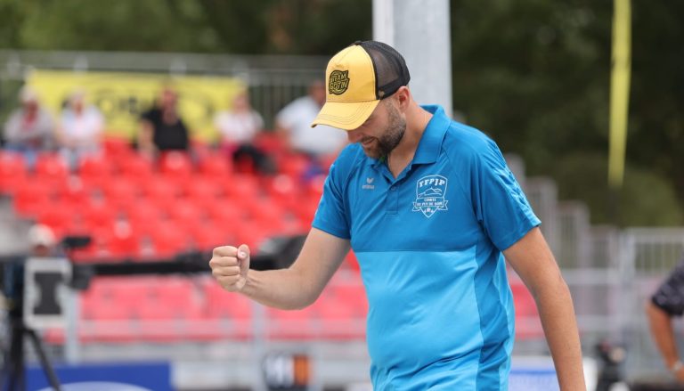 Cyril Bégon remporte la finale de pétanque et devient champion national 2023.