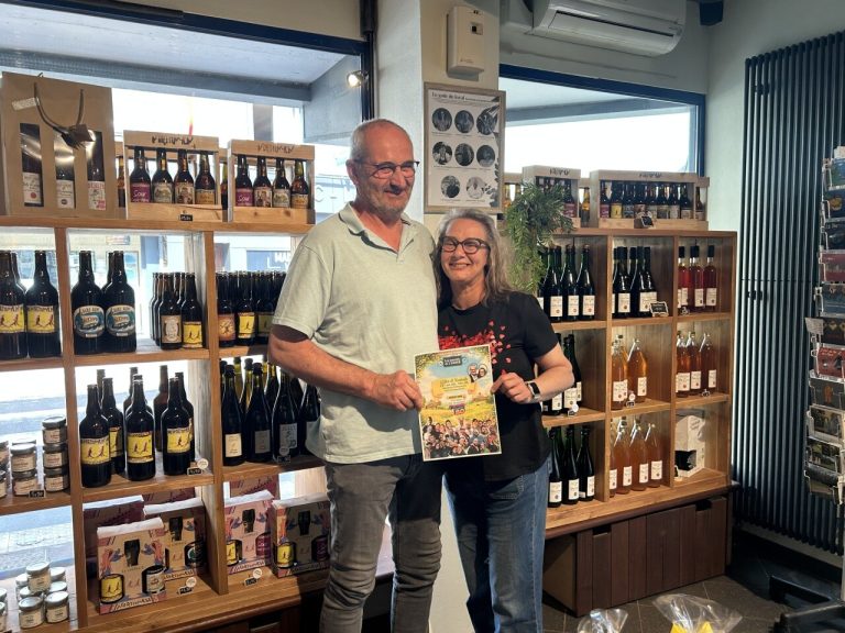 Couple de « L’amour est dans le pré » soutient les agriculteurs du Pays de Bray.
