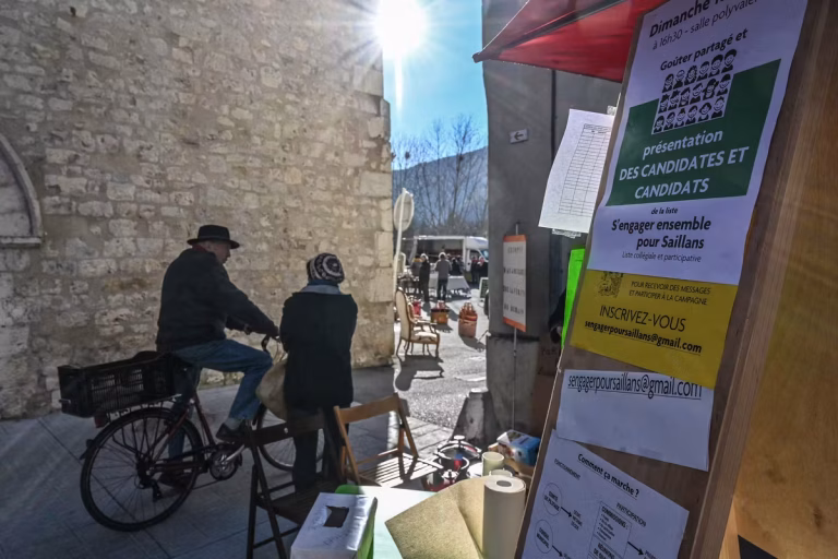 Les listes citoyennes aux municipales de 2026 : un mouvement en pleine expansion