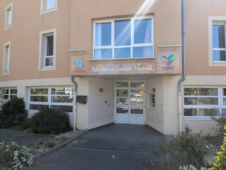 Violence au Foyer des jeunes travailleurs : un appel à l&rsquo;aide tragique