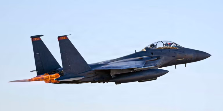 EN DIRECT : Un avion de chasse américain abattu en Iran, les dirigeants conservateurs en mode déni !