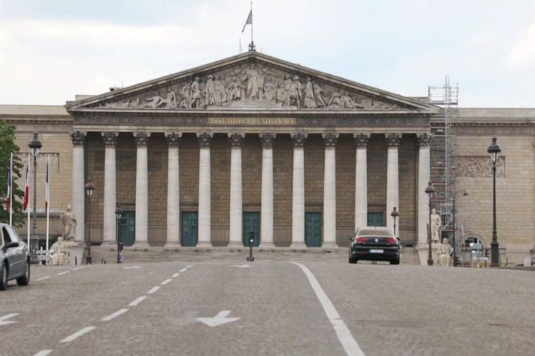 Autonomie de la Corse : Entre promesses et illusions