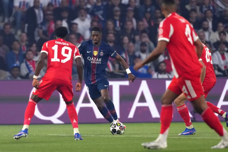 PSG bat le Bayern en demi-finale aller de la Ligue des champions, un match historique.
