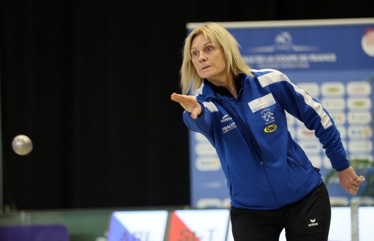 Pétanque : Quand le Sport Devient un Spectacle de Cirque