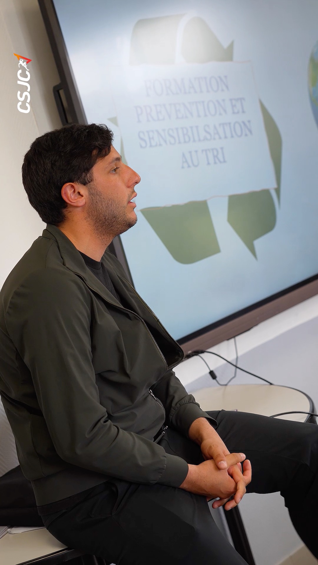 3.2K views · 17 reactions | 🌍♻️ Le CSJC recevait le service Stratégie Déploiement de la CAPA pour un atelier de sensibilisation au tri pour nos jeunes athlètes, avec un focus sur l’importance de la protection de notre territoire !