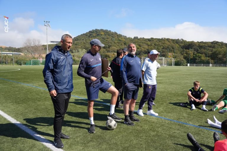 Dernière ligne droite pour les espoirs du football corse : un parcours semé d’embûches