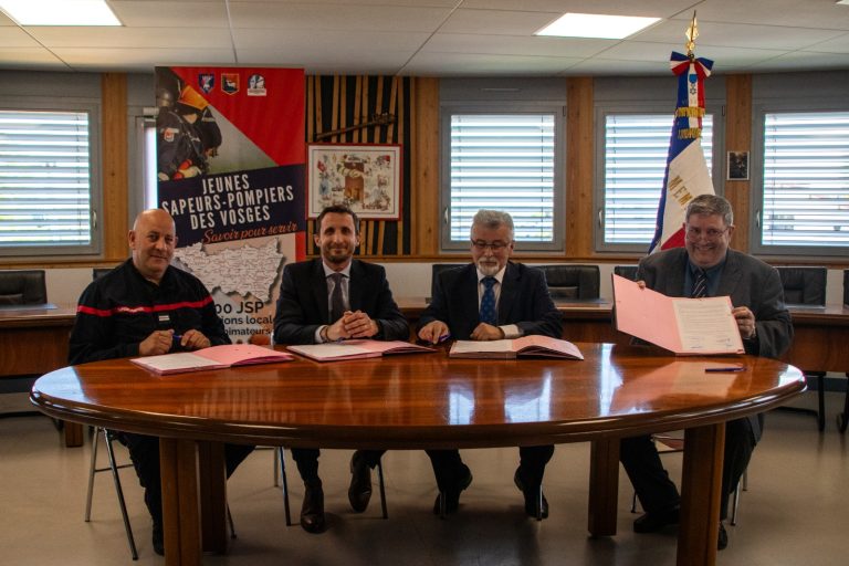 Jeunes sapeurs-pompiers des Vosges : une convention prometteuse, mais à quel coût réel ?