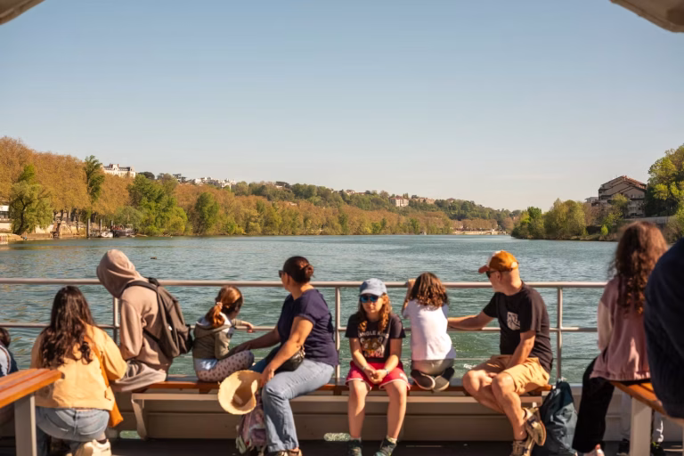La Saône : Une Confluence de Contradictions