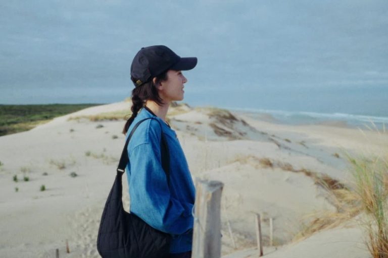 Avant qu&rsquo;il ne soit trop tard : Bruno David filme une Terre mourante pour sa petite-fille