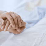 "On va avoir des gens qui vont quitter la profession". Face à la flambée du prix des carburants, les aides à domicile particulièrement touchées