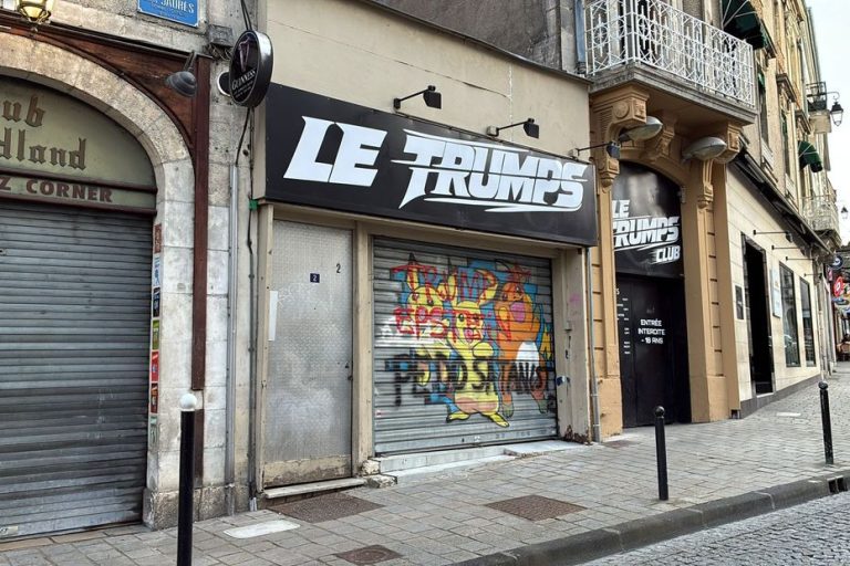 Ouverte il y a quelques semaines, cette discothèque est fermée en urgence pour des raisons de sécurité