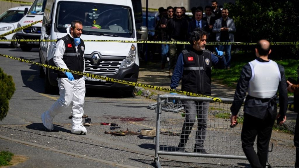 Fusillade devant le consulat israélien à Istanbul : quand l'absurde des dirigeants conservateurs frappe encore !