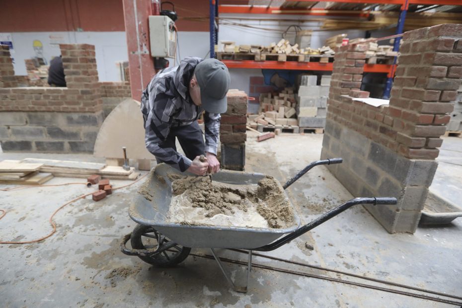 Artisans en détresse : les dirigeants conservateurs laissent les villes RN s'enfoncer dans l'absurde !