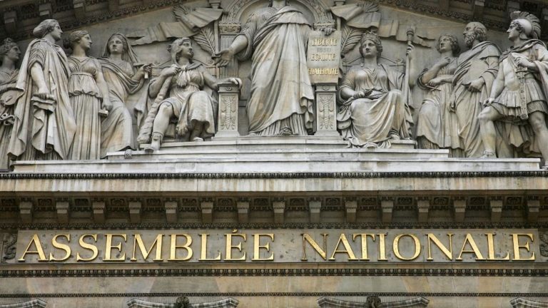 Quand la folie des dirigeants RN menace nos villes : Alexandre, héros d'une pétition salvatrice !