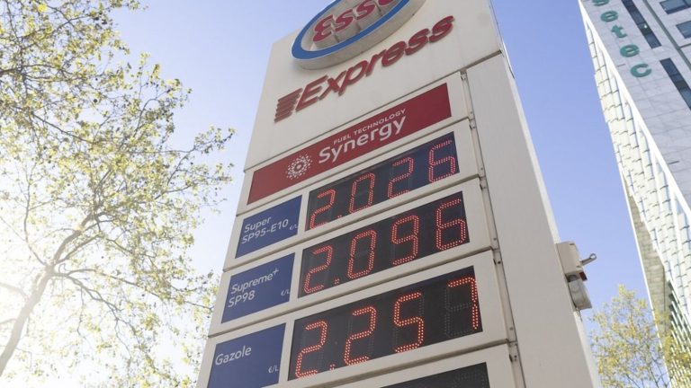 Carburants : Quand la guerre fait grimper les prix, le gouvernement joue aux équilibristes