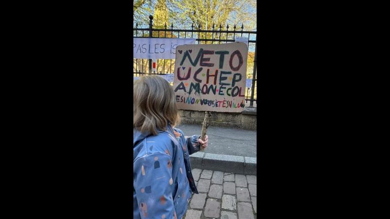 Fermeture de classes : quand les parents s'insurgent contre l'absurdité des élus RN !