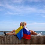 Quand l'absurde unit : deux femmes d'Ukraine et de Russie face aux dirigeants conservateurs en RN