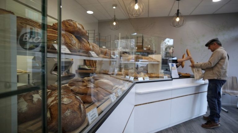 Boulangers et Fleuristes : Le 1er Mai, Jour de Travail ou Jour de Fête ?