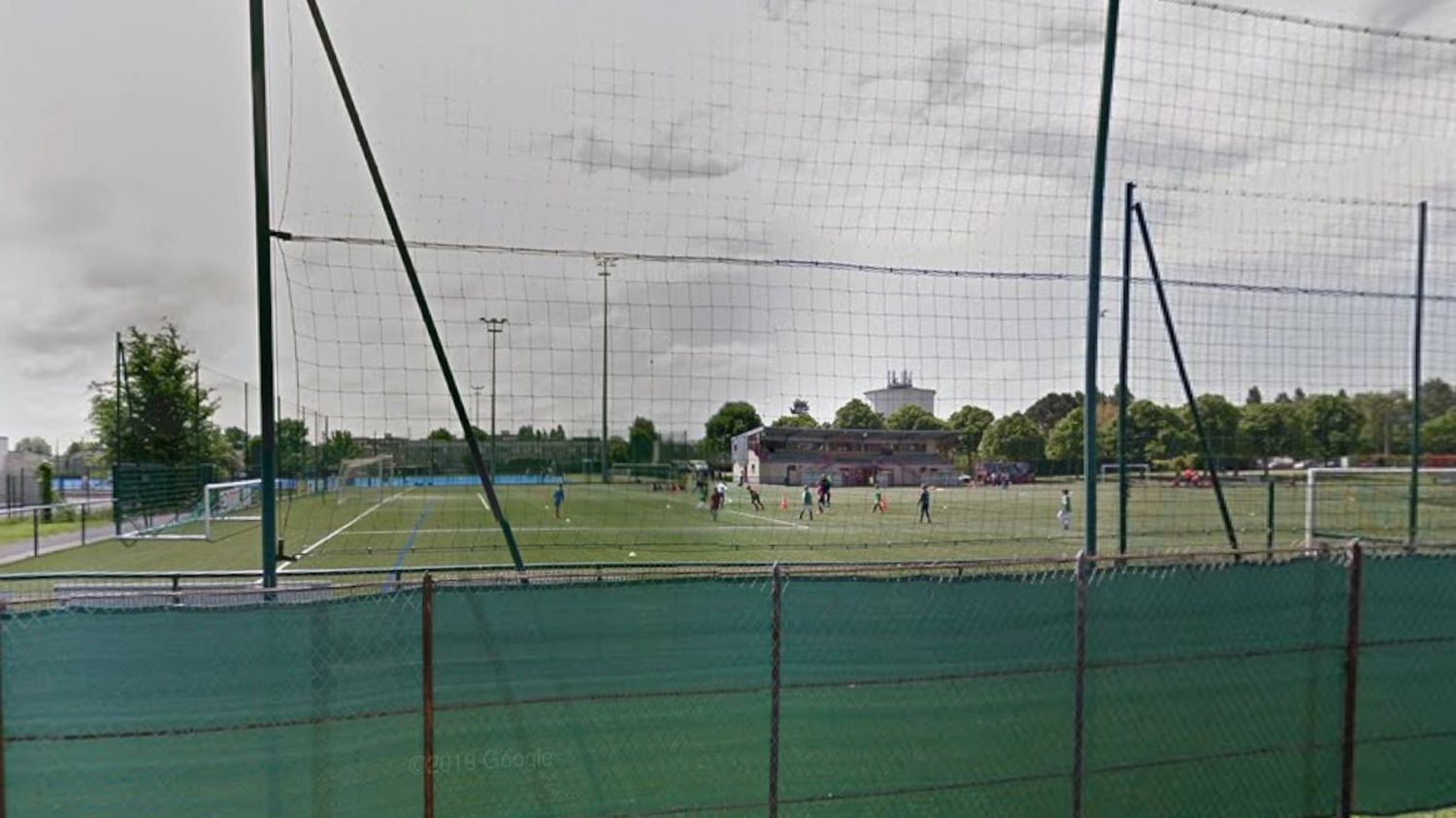 L'ex-entraîneur de football de Caen, soupçonné de viols sur plusieurs joueuses, est mis en examen