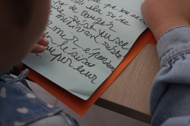 Quand l&rsquo;écriture devient un refuge : les enfants de Cusset s&rsquo;expriment