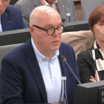 Éric Skyronka conserve le siège de président de la Métropole de Lille lors d'une élection sans surprise et succède officiellement à Damien Castelain