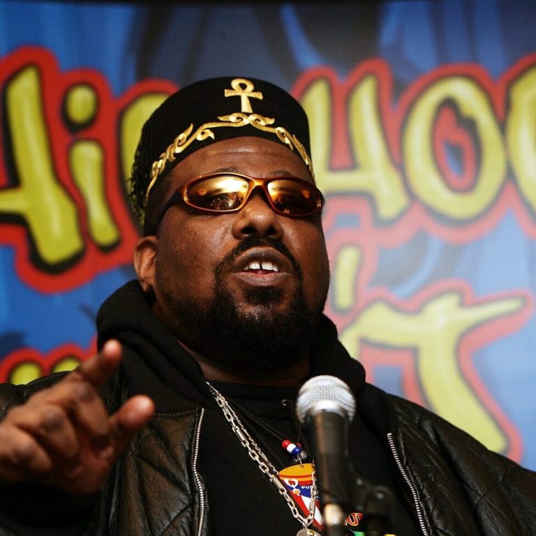 Afrika Bambaataa : Un héritage musical éclipsé par l&rsquo;ombre des accusations