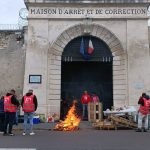 Entre détenus et familles invisibles : les surveillants dénoncent l'absurde des régimes extrêmes