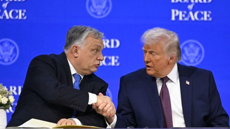 Trump promet de sauver l'économie hongroise : Orban, le roi des absurdités conservatrices !