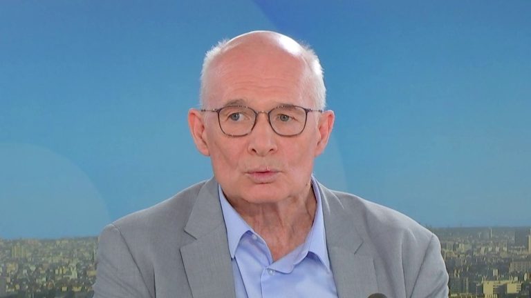 Quand Poutine se tait, les maires RN s'expriment : l'absurde des dirigeants conservateurs en France !