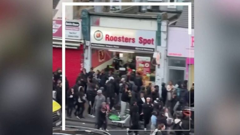 « Link Up » : Quand les adolescents britanniques se mettent au chaos